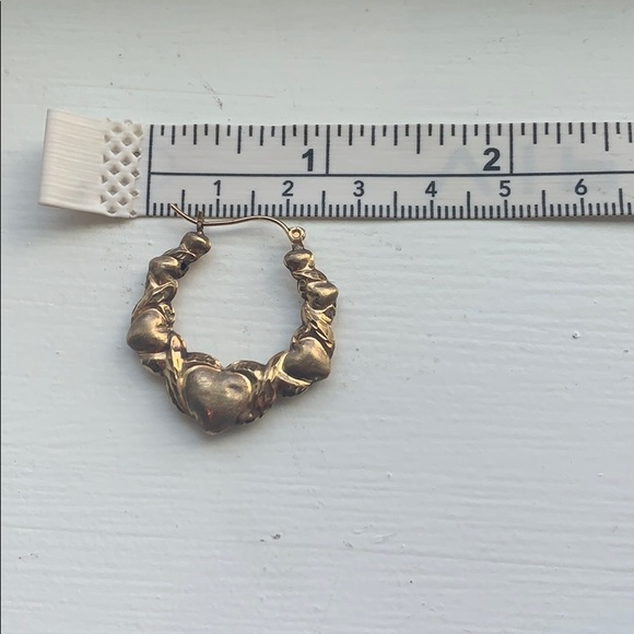 Hearts and Kisses Hoop Earrings 10K Yellow Gold - Picture 3 of 5